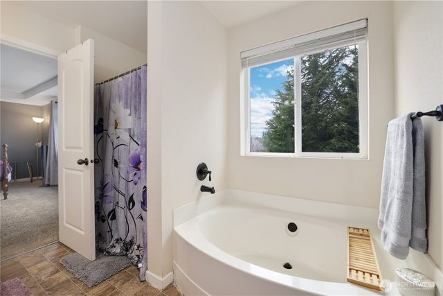 6857 Flute Street SE, Lacey, WA 98513