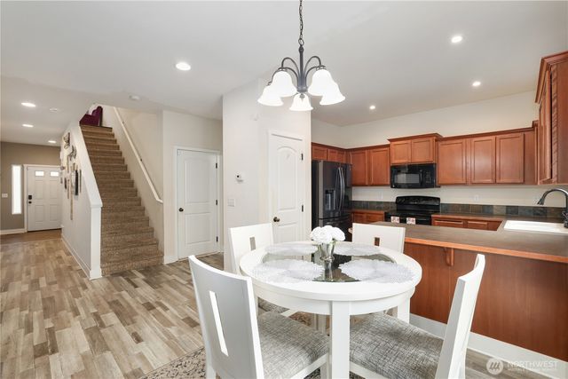 6857 Flute Street SE, Lacey, WA 98513