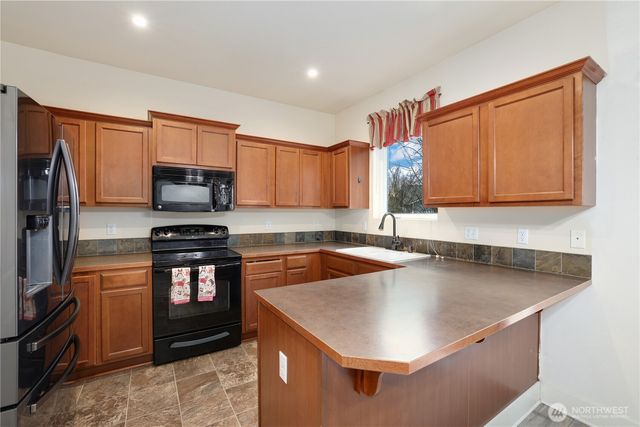 6857 Flute Street SE, Lacey, WA 98513