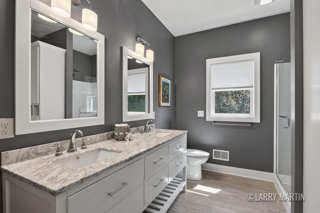 5982 Canal Avenue Sw, City Of Wyoming, MI 49418