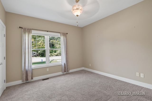 5982 Canal Avenue Sw, City Of Wyoming, MI 49418