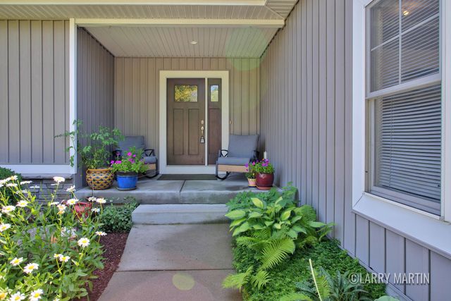 5982 Canal Avenue Sw, City Of Wyoming, MI 49418