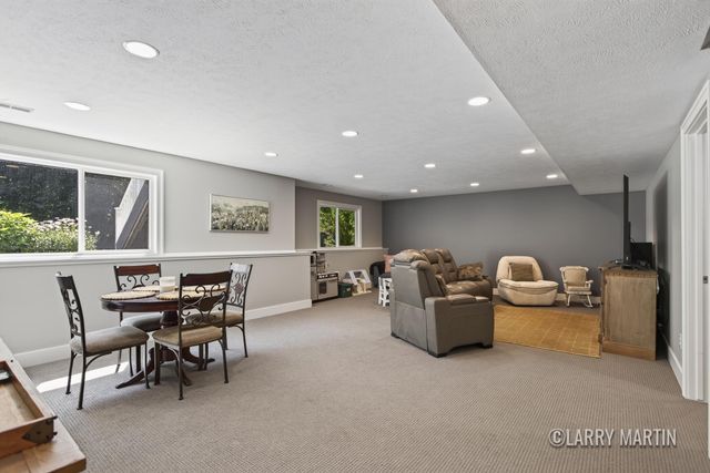 5982 Canal Avenue Sw, City Of Wyoming, MI 49418