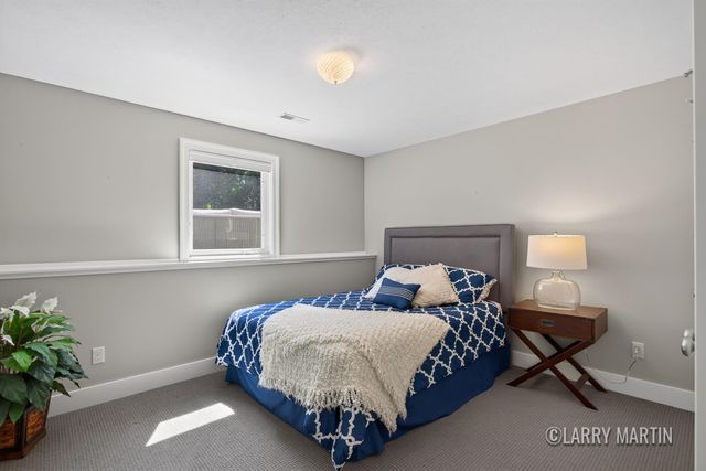 5982 Canal Avenue Sw, City Of Wyoming, MI 49418
