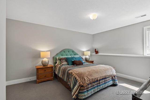 5982 Canal Avenue Sw, City Of Wyoming, MI 49418