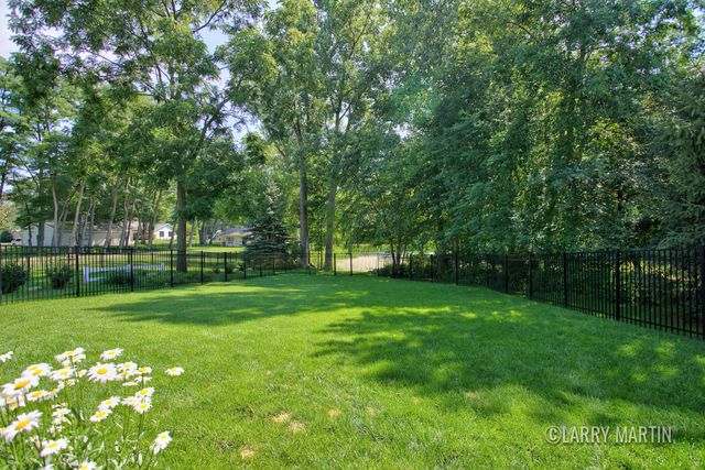 5982 Canal Avenue Sw, City Of Wyoming, MI 49418