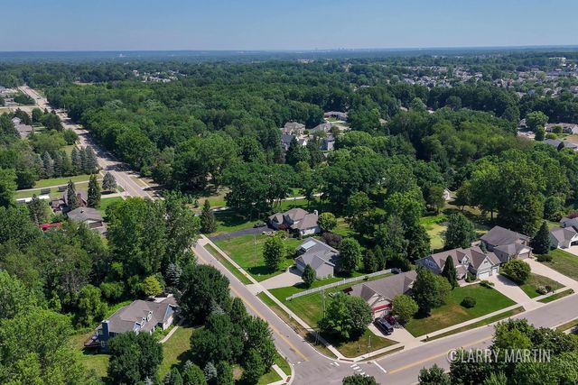 5982 Canal Avenue Sw, City Of Wyoming, MI 49418