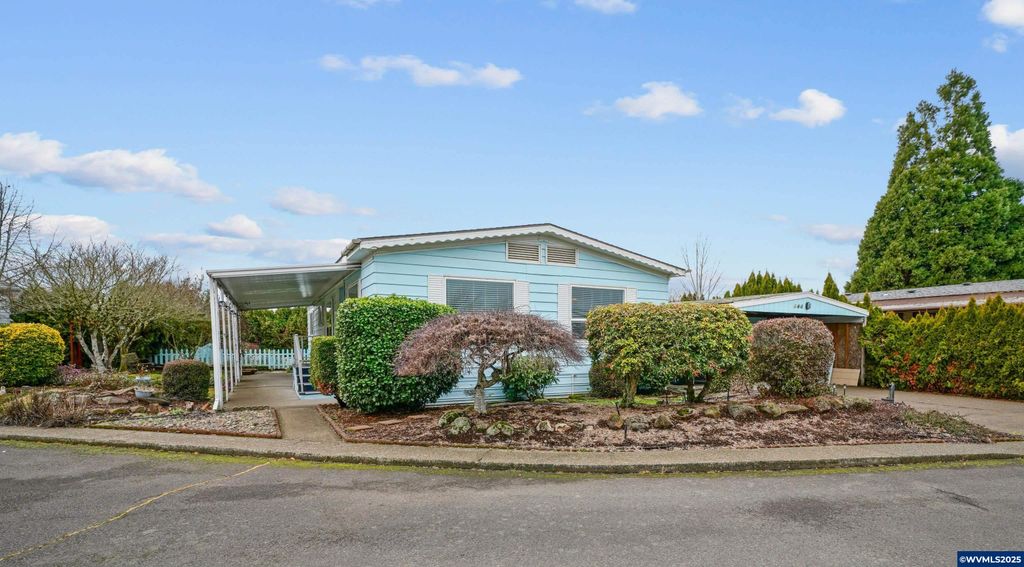2232 42nd (785) Av SE 785, Salem, OR 97317