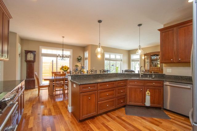 2346 Abbywood Lane, North Mankato, MN 56003