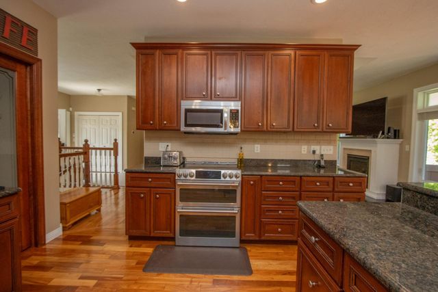 2346 Abbywood Lane, North Mankato, MN 56003
