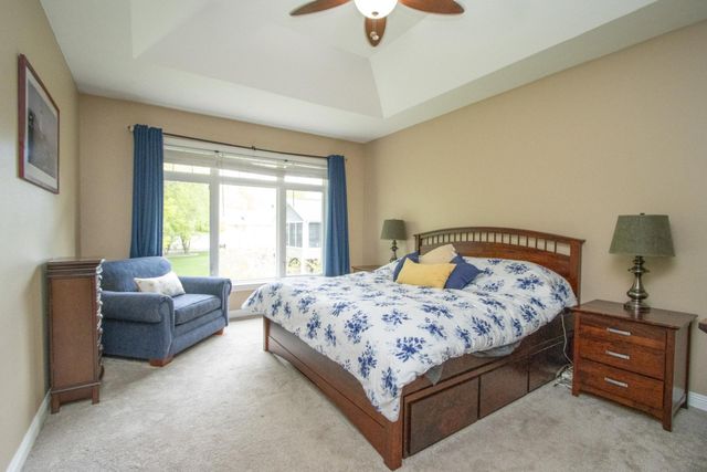 2346 Abbywood Lane, North Mankato, MN 56003