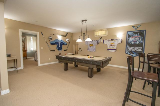 2346 Abbywood Lane, North Mankato, MN 56003