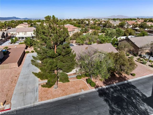 8088 Winchester Bluff Street, Las Vegas, NV 89131