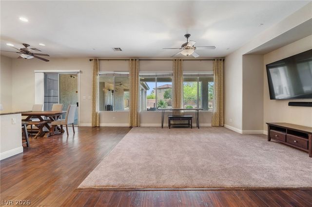 8088 Winchester Bluff Street, Las Vegas, NV 89131