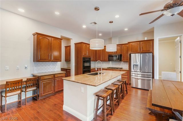 8088 Winchester Bluff Street, Las Vegas, NV 89131