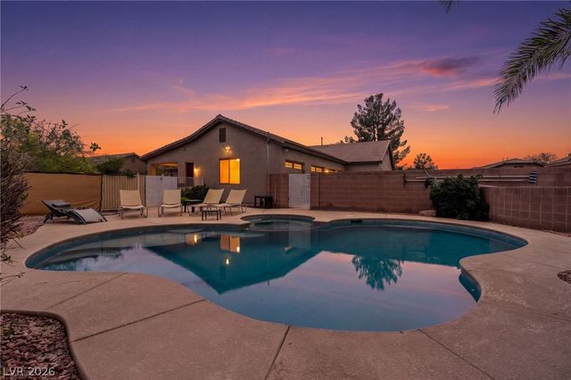 8088 Winchester Bluff Street, Las Vegas, NV 89131