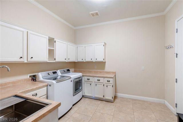 8088 Winchester Bluff Street, Las Vegas, NV 89131