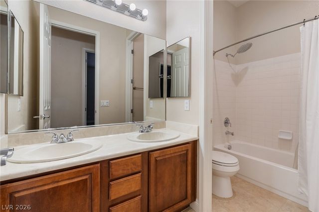 8088 Winchester Bluff Street, Las Vegas, NV 89131