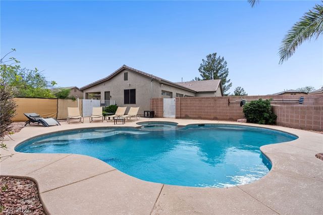 8088 Winchester Bluff Street, Las Vegas, NV 89131