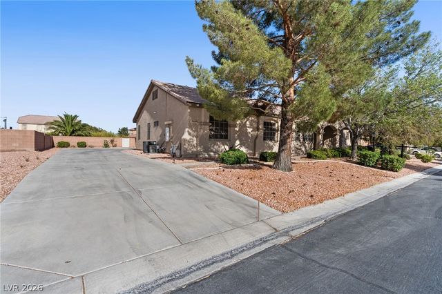 8088 Winchester Bluff Street, Las Vegas, NV 89131