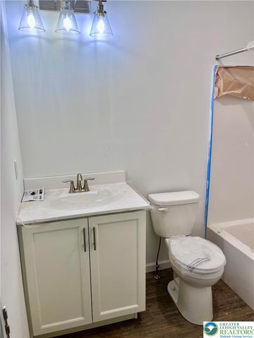 3874 East Grant Street, Washington Twp, PA 18080