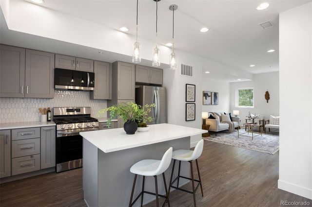 8408 W 52nd Avenue, Arvada, CO 80002