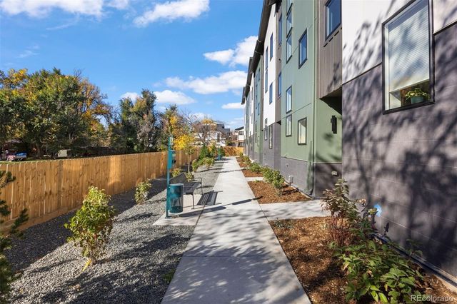 8408 W 52nd Avenue, Arvada, CO 80002