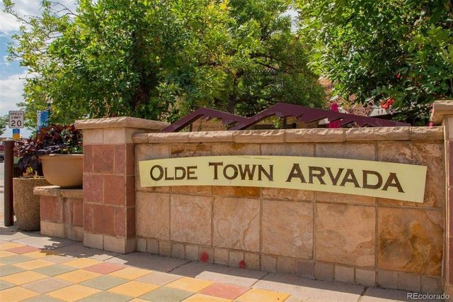 8408 W 52nd Avenue, Arvada, CO 80002