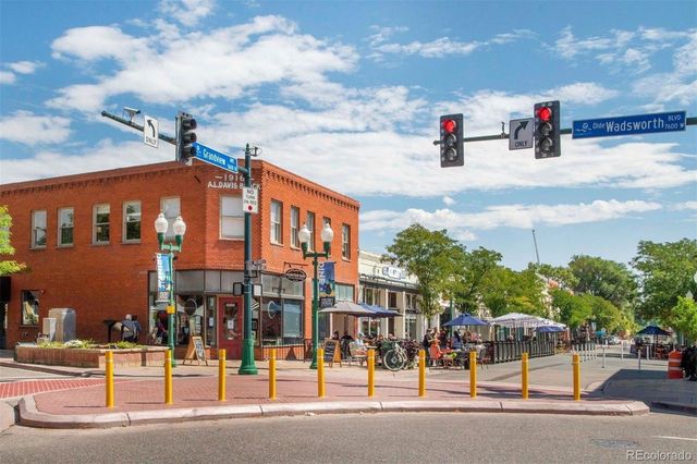 8408 W 52nd Avenue, Arvada, CO 80002