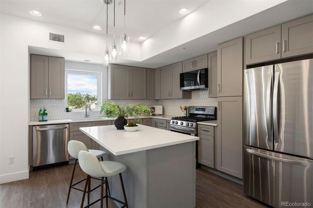 8408 W 52nd Avenue, Arvada, CO 80002