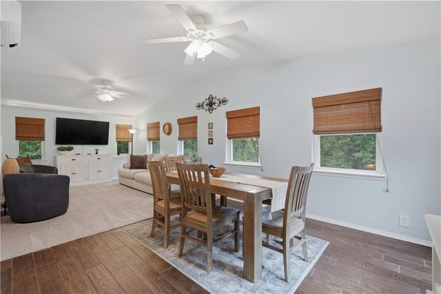 16 Ledbetter Lane, Bella Vista, AR 72715