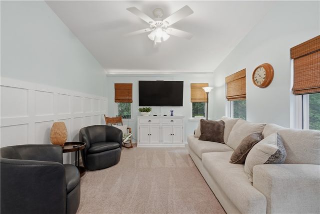 16 Ledbetter Lane, Bella Vista, AR 72715