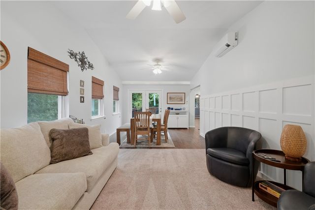 16 Ledbetter Lane, Bella Vista, AR 72715