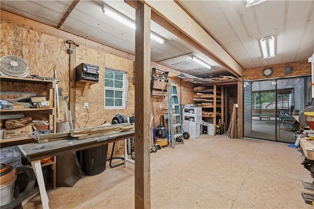 16 Ledbetter Lane, Bella Vista, AR 72715
