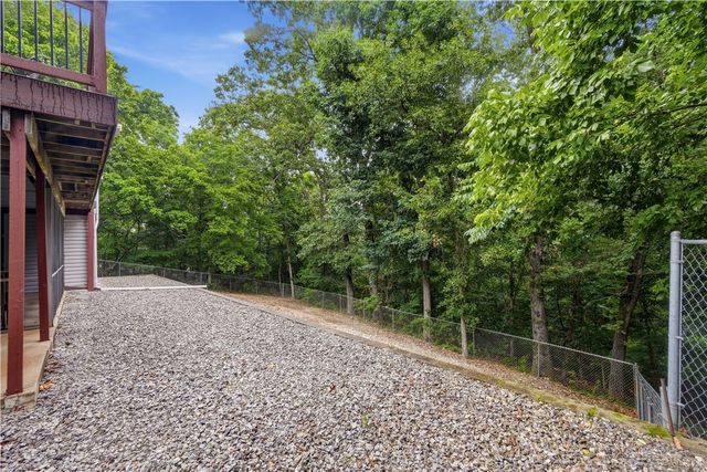 16 Ledbetter Lane, Bella Vista, AR 72715