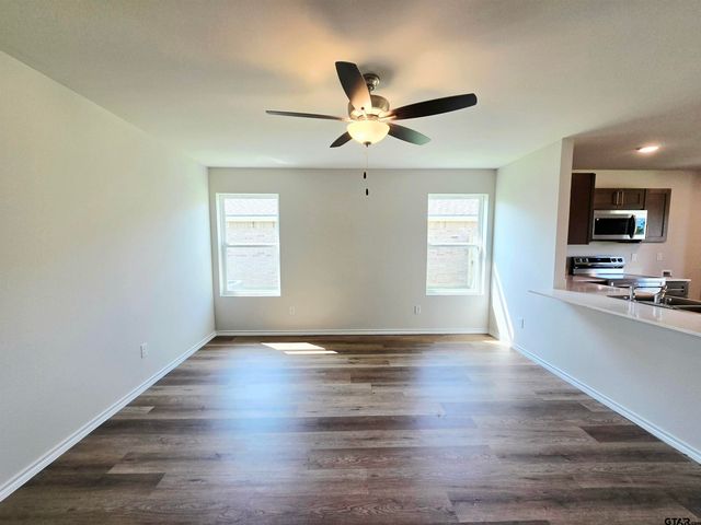 1700 Meadow Lane, Whitehouse, TX 75791