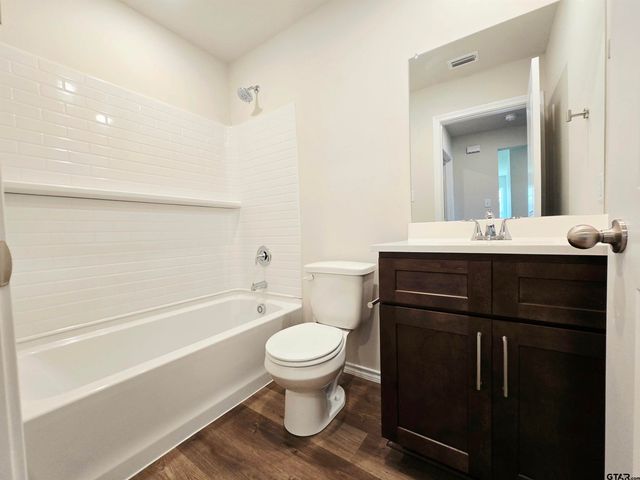 1700 Meadow Lane, Whitehouse, TX 75791