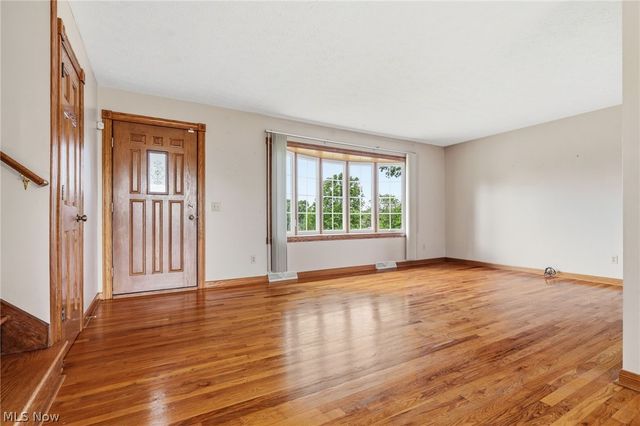 8540 Morrilton Circle NW, North Canton, OH 44720