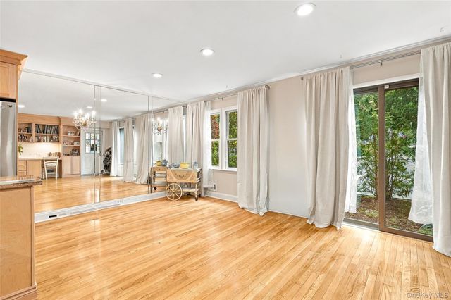 216 Purchase Street F, Rye, NY 10580