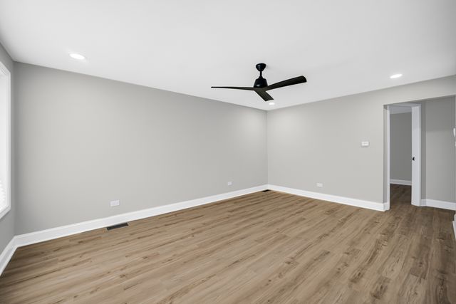 4322 S Keating Avenue, Chicago, IL 60632