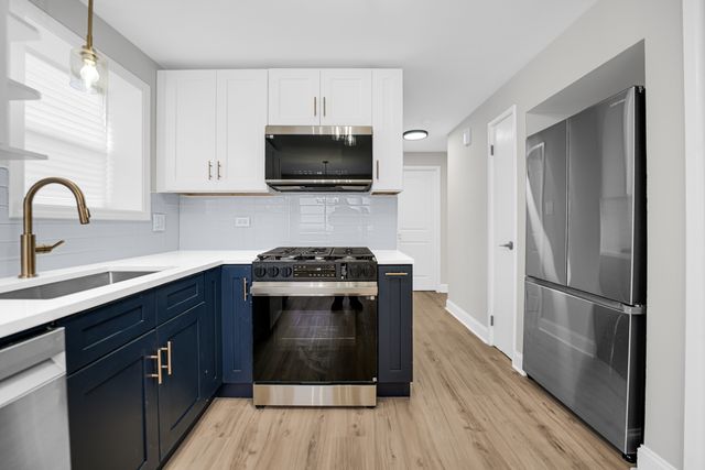 4322 S Keating Avenue, Chicago, IL 60632