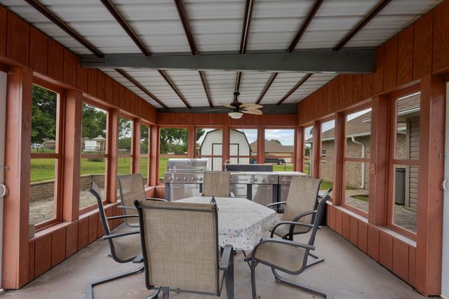 63941 E 297 Lane, Grove, OK 74344