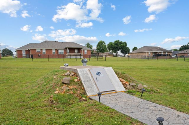 63941 E 297 Lane, Grove, OK 74344