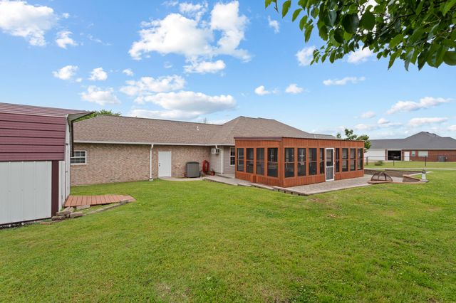 63941 E 297 Lane, Grove, OK 74344