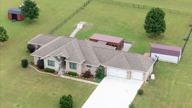 63941 E 297 Lane, Grove, OK 74344