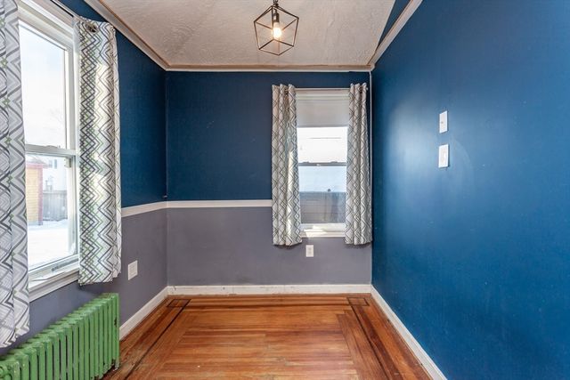 17 Anawan St, Taunton, MA 02780