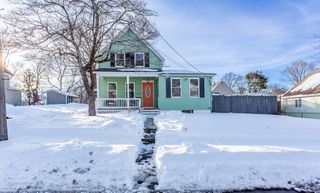 17 Anawan St, Taunton, MA 02780