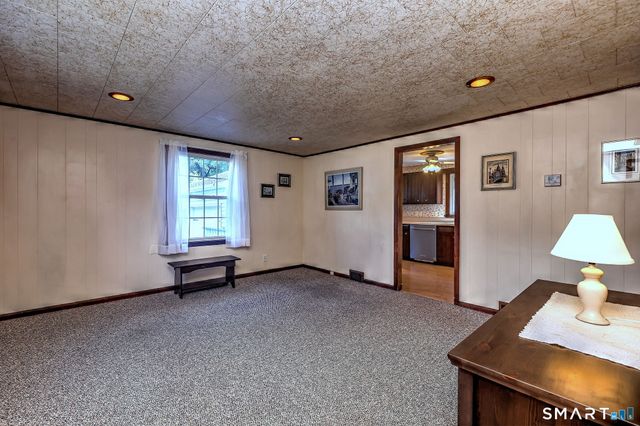 599 Buckingham Avenue, Milford, CT 06460