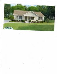 4 Cardinal Drive, Hillsborough, NH 03244