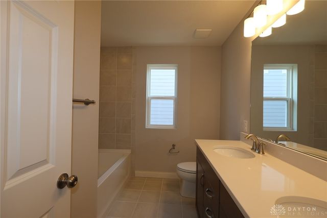 2877 Sky Crossing Drive 54, Beavercreek, OH 45434